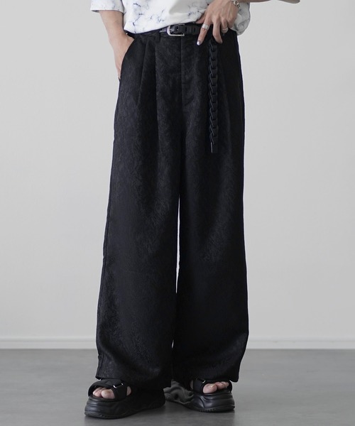 ETELIO（エテリオ）の「総柄ジャガード2タックワイドバギースラックス（スラックス・メンズ・チャコール/ブラック・S/M/L/XL）」の6枚目の写真