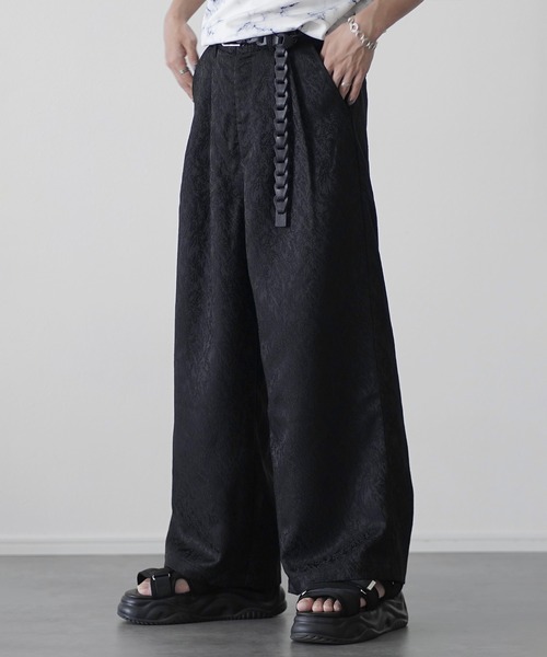 ETELIO（エテリオ）の「総柄ジャガード2タックワイドバギースラックス（スラックス・メンズ・チャコール/ブラック・S/M/L/XL）」の8枚目の写真