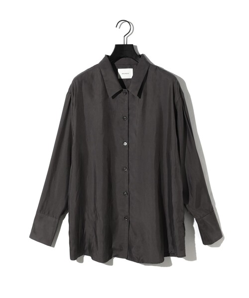 MIDIUMISOLID(ミディウミソリッド)の「MIDIUMISOLID for Ladies リラックスキュプラシャツ(シャツ/ブラウス・レディース・チャコールグレー/ブラック/ブラウン・FREE)」の1枚目の写真