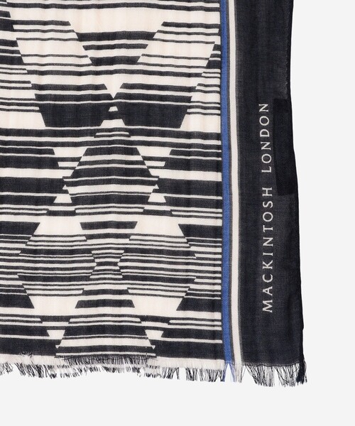 MACKINTOSH LONDON（マッキントッシュ ロンドン）の「ダイヤボーダープリントスカーフ（ストール/ショール・レディース・ピンク系その他2/ネイビー・FREE）」の7枚目の写真