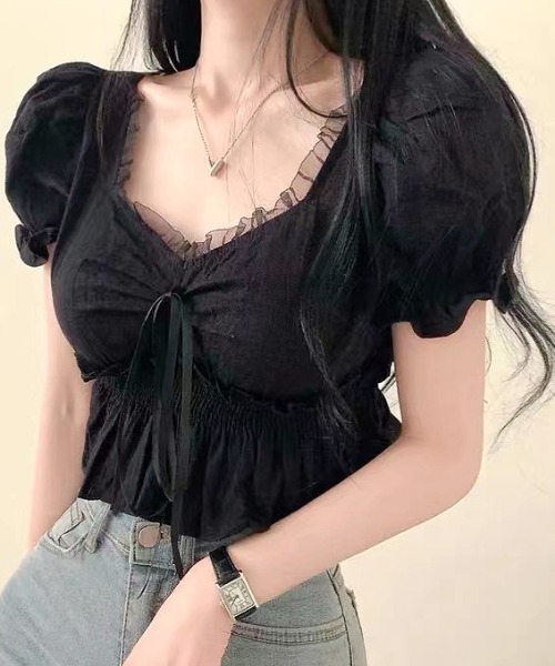 SHEENA(シーナ)の「パフスリーブギャザーフリルショート丈トップス(Tシャツ/カットソー・レディース・ブラック/ホワイト・M)」の21枚目の写真