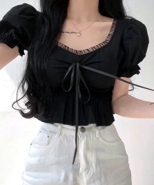 SHEENA(シーナ)の「パフスリーブギャザーフリルショート丈トップス(Tシャツ/カットソー・レディース・ブラック/ホワイト・M)」の19枚目の写真