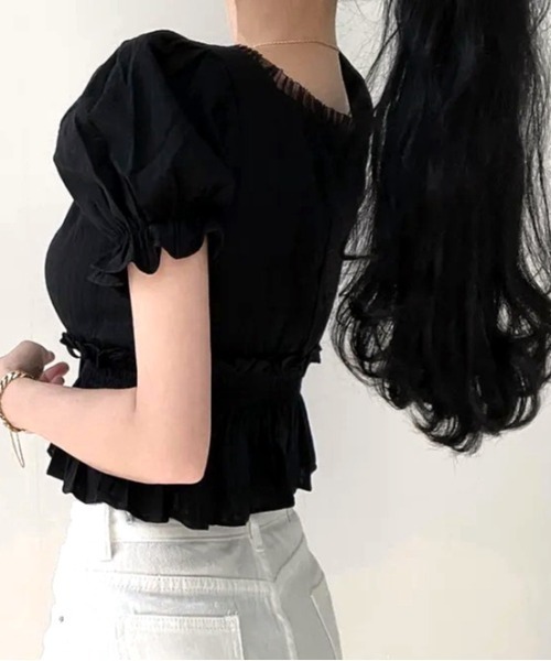 SHEENA(シーナ)の「パフスリーブギャザーフリルショート丈トップス(Tシャツ/カットソー・レディース・ブラック/ホワイト・M)」の18枚目の写真