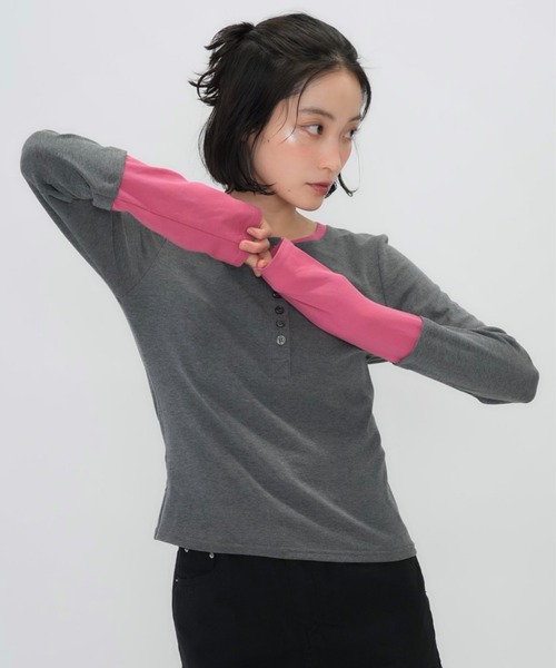 Enewd nina（エニュードニーナ）の「ZOZO限定 大人気 ハーフボタン レイヤード風 ロングTシャツ トレンド  グレー×ピンク　カラー【今期新発売】（Tシャツ/カットソー・レディース・ピンク・FREE）」の4枚目の写真