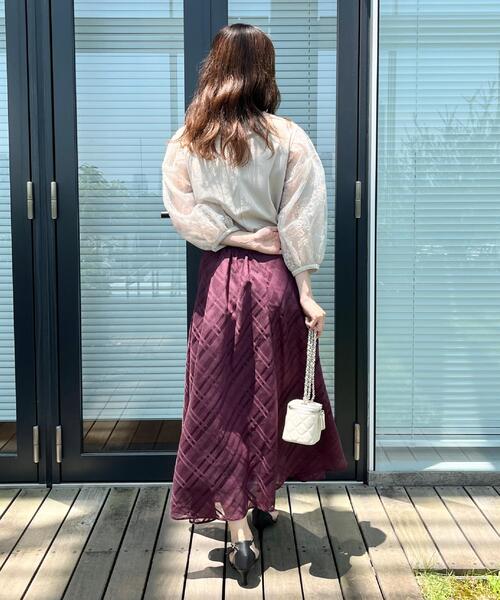 couture brooch(クチュールブローチ)の「【接触冷感・UVカット・マシンウォッシャブル】袖レースドッキングカットソー(Tシャツ/カットソー・レディース・オフホワイト/ナチュラル/ブラック・40/42/36/38)」の9枚目の写真