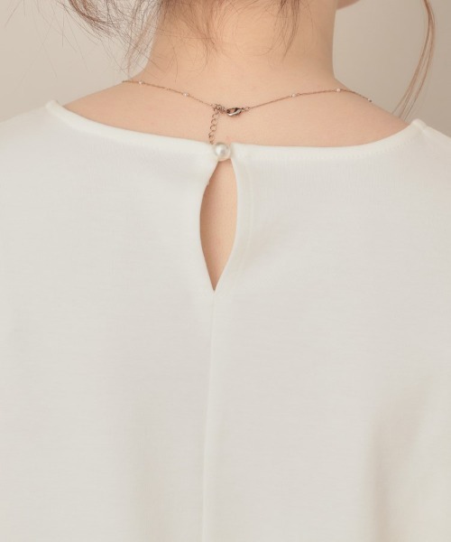 couture brooch(クチュールブローチ)の「【接触冷感・UVカット・マシンウォッシャブル】袖レースドッキングカットソー(Tシャツ/カットソー・レディース・オフホワイト/ナチュラル/ブラック・40/42/36/38)」の4枚目の写真
