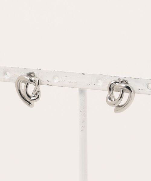 GOLDY(ゴールディ)の「【GOLDY】Twist knot pierce 1250907(ピアス(両耳用)・レディース・シルバー/ゴールド/シルバー系1/ゴールド系その他・FREE)」の1枚目の写真
