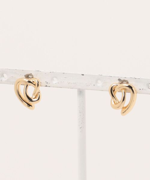 GOLDY(ゴールディ)の「【GOLDY】Twist knot pierce 1250907(ピアス(両耳用)・レディース・シルバー/ゴールド/シルバー系1/ゴールド系その他・FREE)」の3枚目の写真