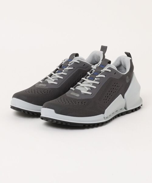 ECCO(エコー)の「マルチユース BIOM 2.0 高機能スニーカー 軽量 プレミアムテキスタイル(スニーカー・レディース・グレー・40/41/42/43)」の1枚目の写真