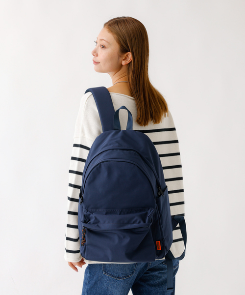 UNIVERSAL OVERALL(ユニバーサルオーバーオール)の「【UNIVERSAL OVERALL/ユニバーサルオーバーオール 】Wrinkled nylon rucksack/BACKPACK/ユニセックス【WEB限定】(バックパック/リュック・メンズ・ブラック/ライトグレー/ネイビー・フリー)」の3枚目の写真