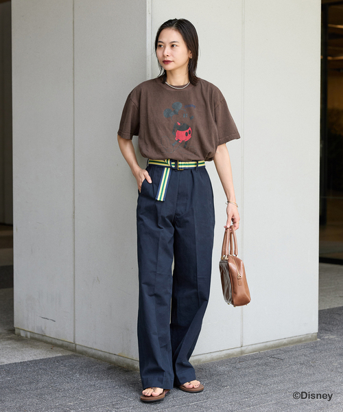 JOURNAL STANDARD(ジャーナルスタンダード)の「【一部店舗+WEB限定】MICKEY / JS Tシャツ(Tシャツ/カットソー・レディース・ホワイト/ブラウン・FREE)」の4枚目の写真