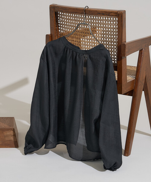 FREAK'S STORE(フリークスストア)の「パフ リボン 2WAYブラウス/シアーブラウス 限定展開(シャツ/ブラウス・レディース・オフホワイト/ブラック/サックスブルー・フリ-)」の1枚目の写真