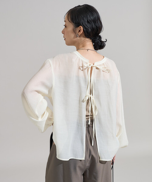 FREAK'S STORE(フリークスストア)の「パフ リボン 2WAYブラウス/シアーブラウス 限定展開(シャツ/ブラウス・レディース・オフホワイト/ブラック/サックスブルー・フリ-)」の17枚目の写真