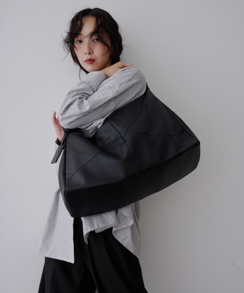 NUJOH(ヌゾ)の「Medium Slouch Tote Bag / ミディアム スラウチ トートバッグ(トートバッグ・レディース・ブラック/アイボリー/チャコールグレー・FREE)」の10枚目の写真