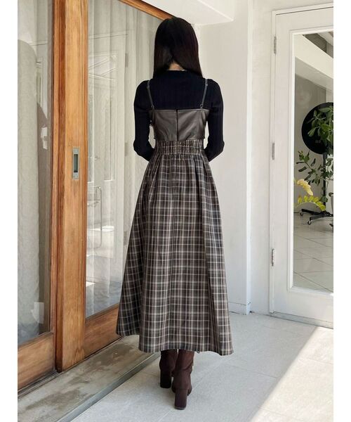 2025秋冬MERCURYDUOフェイクレザービスチェドッキングキャミワンピース 2025秋冬MERCURYDUOフェイクレザービスチェドッキングキャミワンピース