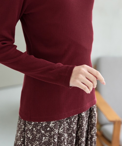 Honeys(ハニーズ)の「ジャカードハイネックT(Tシャツ/カットソー・レディース・ボルドー/グリーン/オフホワイト/モカ/パープル/イエロー/ブラック・S/M/LL/L)」の12枚目の写真