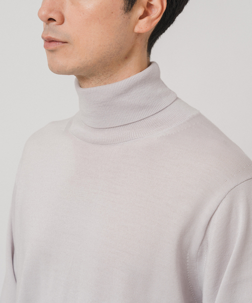 EDIFICE（エディフィス）の「14ゲージ ウール タートルネックニット（ニット/セーター・メンズ・ネイビー/ピンク/グリーン/ホワイト/ブラック/グレー・X-LARGE/LARGE/MEDIUM/SMALL）」の2枚目の写真