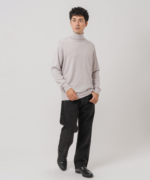 EDIFICE（エディフィス）の「14ゲージ ウール タートルネックニット（ニット/セーター・メンズ・ネイビー/ピンク/グリーン/ホワイト/ブラック/グレー・X-LARGE/LARGE/MEDIUM/SMALL）」の17枚目の写真