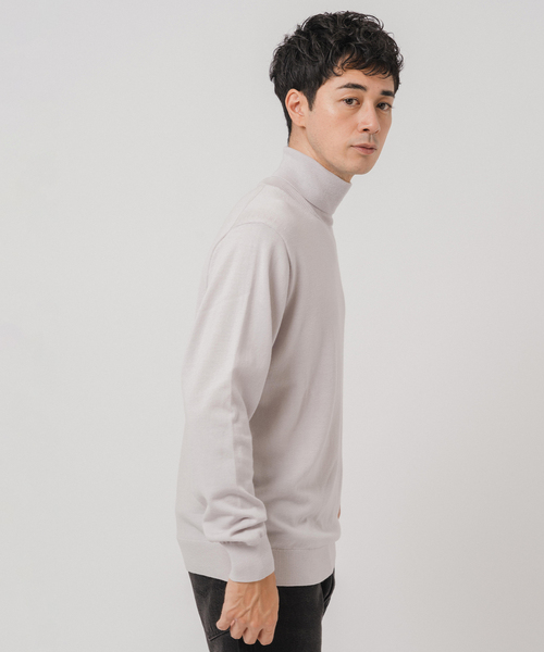 EDIFICE（エディフィス）の「14ゲージ ウール タートルネックニット（ニット/セーター・メンズ・ネイビー/ピンク/グリーン/ホワイト/ブラック/グレー・X-LARGE/LARGE/MEDIUM/SMALL）」の22枚目の写真