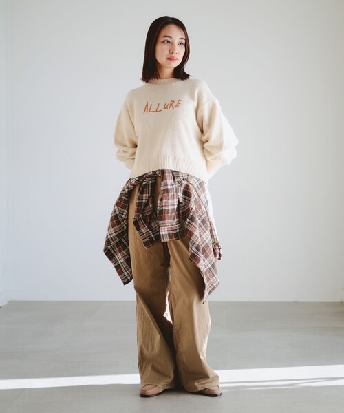 B:MING by BEAMS(ビーミングバイビームス)の「アンゴラ混 刺繍 ニット(ニット/セーター・レディース・ブラック系その他4/ホワイト系その他5・ONE SIZE)」の4枚目の写真