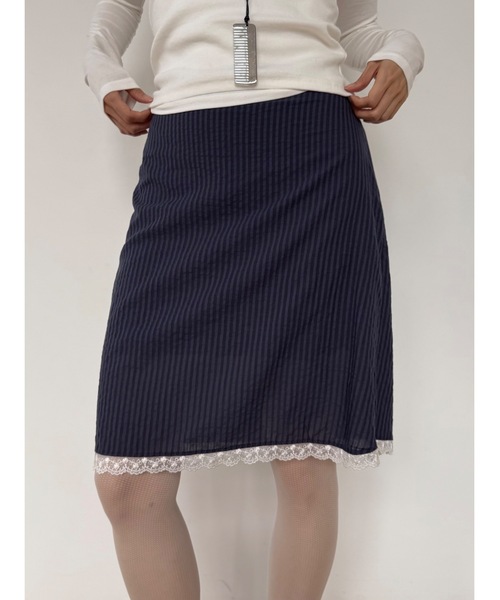 Didot.showroom（ディドット ショールーム）の「ストライプレースミディSK（スカート・レディース・ネイビー/クリーム/アイボリー・FREE）」の3枚目の写真