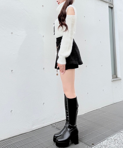 NOMAE(ノーマエ)の「ベロアリボンオフタートルニット(ニット/セーター・レディース・ホワイト/ピンク/ブラック/グレー・FREE)」の13枚目の写真