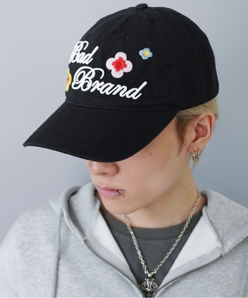 SPINNS（スピンズ）の「コットンキャップ/フラワーロゴ/刺繍（キャップ・メンズ・ブラック/ブラウン・ONESIZE）」の4枚目の写真