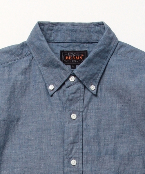 BEAMS PLUS(ビームスプラス)の「BEAMS PLUS / シャンブレー ボタンダウン シャツ16SS(シャツ/ブラウス・メンズ・サックスブルー・MEDIUM/SMALL/LARGE/X-SMALL/XX-LARGE/X-LARGE)」の2枚目の写真