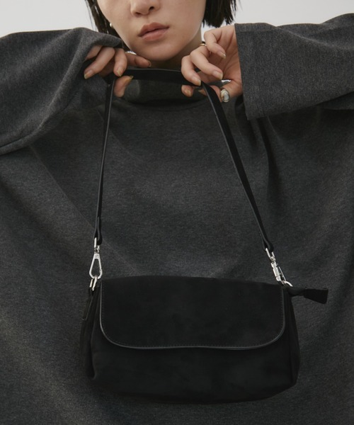 VION（ヴィオン）の「Minimal Flap Shoulder Bag /ミニマルフラップショルダーバッグ（ショルダーバッグ・レディース・ブラック/ブラウン・FREE）」の21枚目の写真
