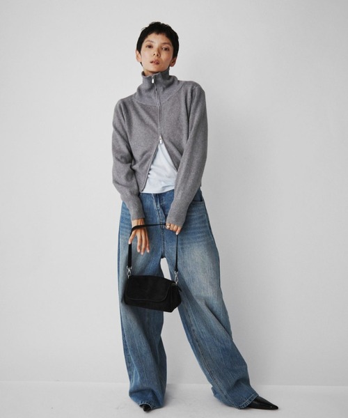 VION（ヴィオン）の「Minimal Flap Shoulder Bag /ミニマルフラップショルダーバッグ（ショルダーバッグ・レディース・ブラック/ブラウン・FREE）」の7枚目の写真