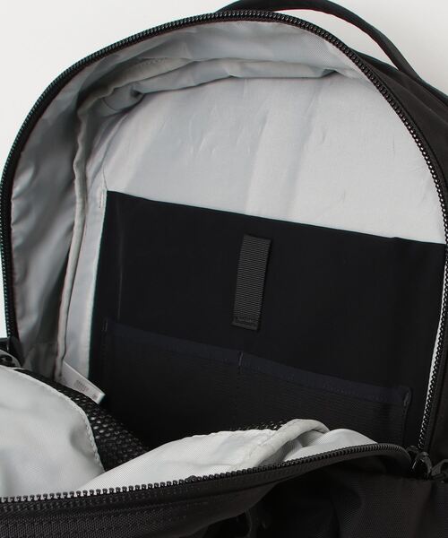 CMF OUTDOOR GARMENT（シーエムエフアウトドアガーメント）の「CMF OUTDOOR GARMENT/シーエムエフ アウトドアガーメント　WEEKENDERZ CMF2502-AC13（バックパック/リュック・メンズ・ブラック・F）」の4枚目の写真