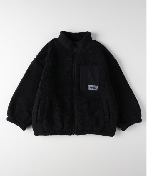 Right-on(ライトオン)の「【先行販売】【Refurbish】スタンドジップボアアウター (スタンドネック/スタンドジップ/ボア/軽やか/保温性/フロントポケット/ランドセル/キッズ/カジュアル)(その他アウター・キッズ・オフホワイト/ブラック・140/150/160/130)」の2枚目の写真