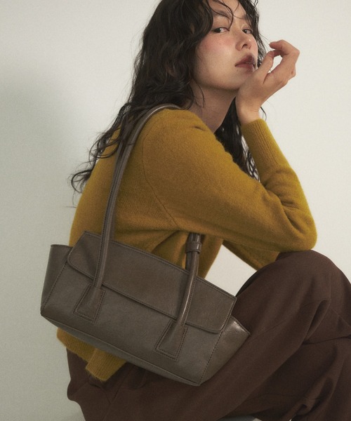 Shelly island（シェリーアイランド）の「フラップショルダーバッグ（ショルダーバッグ・レディース・ブラウン/ブラック・FREE）」の2枚目の写真