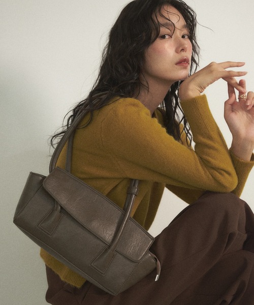 Shelly island（シェリーアイランド）の「フラップショルダーバッグ（ショルダーバッグ・レディース・ブラウン/ブラック・FREE）」の13枚目の写真