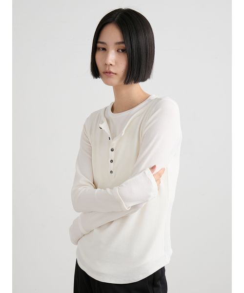MIESROHE(ミースロエ)の「レイヤードデザインカットトップス(Tシャツ/カットソー・レディース・オレンジ/グレー/ホワイト・F)」の21枚目の写真