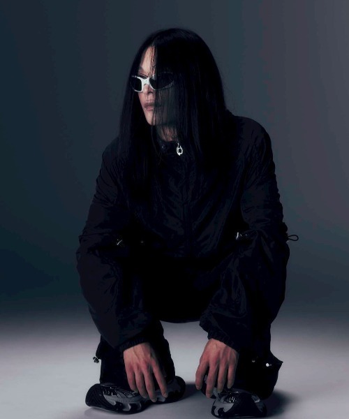 DIG YOUR OWN GRAVE(ディグユアオウングレイブ)の「【DIG YOUR OWN GRAVE】SYN-EDGE BLOUSON / 【ディグユアオウングレイブ】アシンメトリーテックブルゾン<着用動画あり>(ブルゾン・メンズ・グレー/ブラック・ONE SIZE)」の10枚目の写真