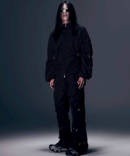 DIG YOUR OWN GRAVE(ディグユアオウングレイブ)の「【DIG YOUR OWN GRAVE】SYN-EDGE BLOUSON / 【ディグユアオウングレイブ】アシンメトリーテックブルゾン<着用動画あり>(ブルゾン・メンズ・グレー/ブラック・ONE SIZE)」の14枚目の写真