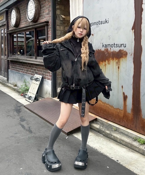 DIG YOUR OWN GRAVE(ディグユアオウングレイブ)の「【DIG YOUR OWN GRAVE】SYN-EDGE BLOUSON / 【ディグユアオウングレイブ】アシンメトリーテックブルゾン<着用動画あり>(ブルゾン・メンズ・グレー/ブラック・ONE SIZE)」の8枚目の写真
