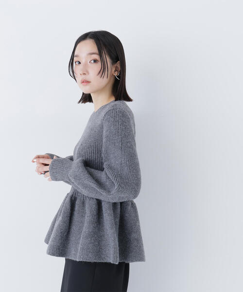 NATURAL BEAUTY BASIC（ナチュラルビューティーベーシック）の「◇フォルムペプラムニット（ニット/セーター・レディース・グレー/イエロー/ベージュ・FREE）」の22枚目の写真