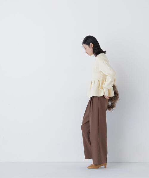 NATURAL BEAUTY BASIC（ナチュラルビューティーベーシック）の「◇フォルムペプラムニット（ニット/セーター・レディース・グレー/イエロー/ベージュ・FREE）」の5枚目の写真