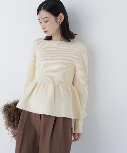 NATURAL BEAUTY BASIC（ナチュラルビューティーベーシック）の「◇フォルムペプラムニット（ニット/セーター・レディース・グレー/イエロー/ベージュ・FREE）」の6枚目の写真