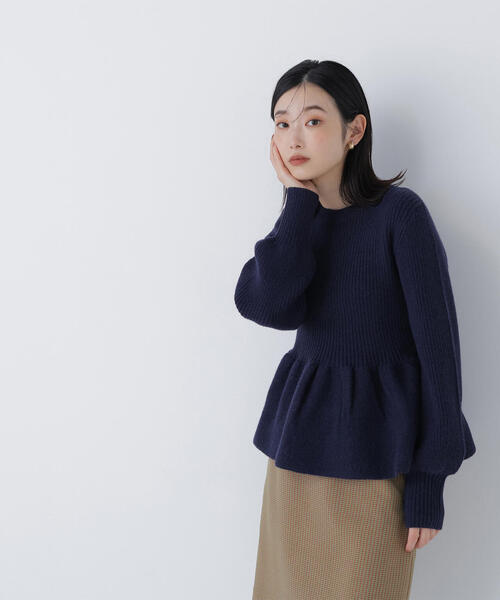 NATURAL BEAUTY BASIC（ナチュラルビューティーベーシック）の「◇フォルムペプラムニット（ニット/セーター・レディース・グレー/イエロー/ベージュ・FREE）」の15枚目の写真