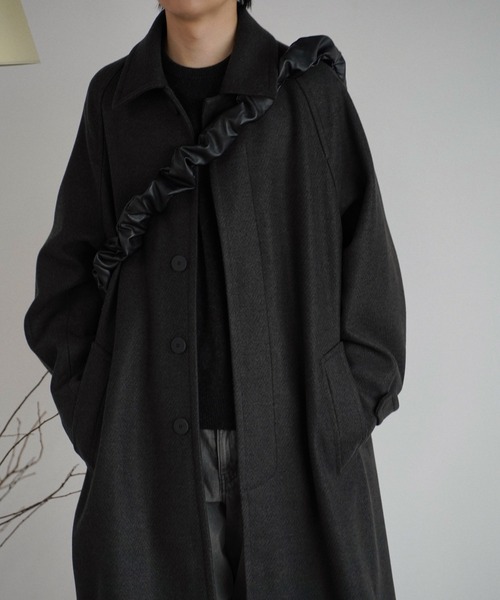 WYM LIDNM（ウィム バイ リドム）の「WOOLY HERRINGBONE BALMACAAN COAT（ステンカラーコート・メンズ・チャコール/ブラック/アッシュブラウン・S/M/L）」の13枚目の写真
