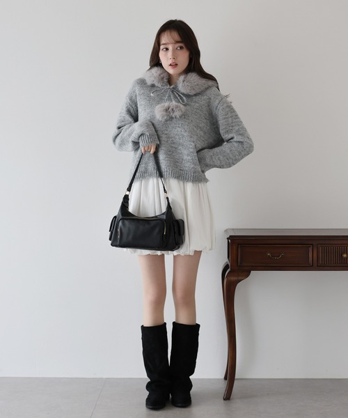 BLUEEAST(ブルーイースト)の「ポンポン付きファーフードニット(パーカー・レディース・ブラウン/ベージュ/グレー・MEDIUM)」の20枚目の写真