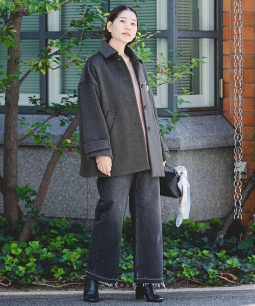 F by ROSSO（エフバイロッソ）の「F by ROSSO　『UR TECH』ビーバーテントラインコート（ステンカラーコート・レディース・ブラック/ブラウン・FREE）」の8枚目の写真