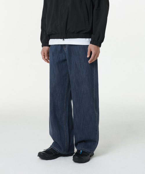 MUSINSA STANDARD（ムシンサスタンダード）の「リネンライクエクストラワイドデニムパンツ[ミディアムインディゴ]（デニムパンツ・メンズ・その他・31/33/26/27/28/29/38/36/34/32/30）」の2枚目の写真