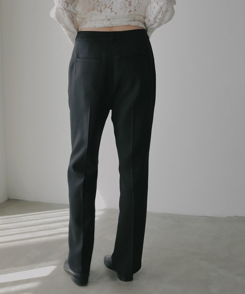 MANOF(マノフ)の「STRAIGHT SLIM PANTS(その他パンツ・レディース・ブラック/ピンク/ブラウン・M/S)」の18枚目の写真