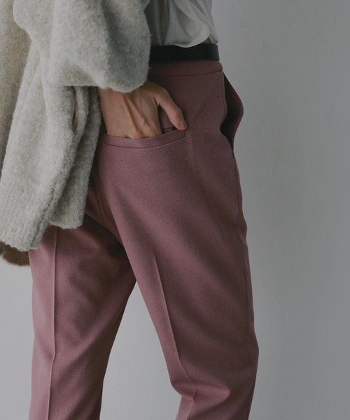 MANOF(マノフ)の「STRAIGHT SLIM PANTS(その他パンツ・レディース・ブラック/ピンク/ブラウン・M/S)」の12枚目の写真