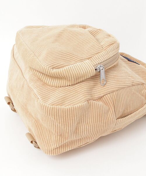 JANSPORT(ジャンスポーツ)の「【JANSPORT】HALF PINT FX(バックパック/リュック・レディース・ベージュ・FREE)」の3枚目の写真