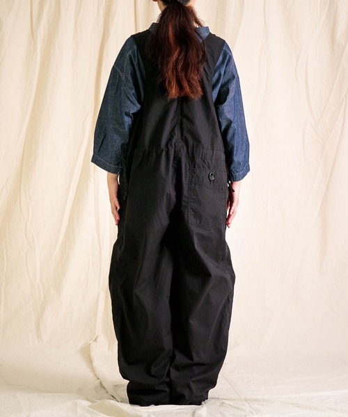 Brocante（ブロカント）の「[Brocante / ブロカント] 高密度ウェザー デフォルメサロペット（サロペット/オーバーオール・レディース・ブラック・2）」の4枚目の写真